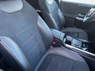 MERCEDES GLB 200 Automatic 4Matic Premium