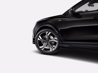 AUDI Q3 SPB 40 TDI quattro S tronic Identity Black