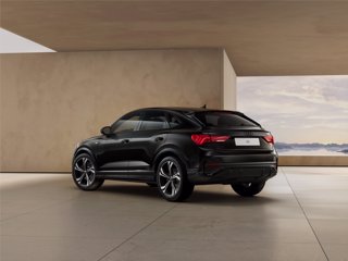 AUDI Q3 SPB 40 TDI quattro S tronic Identity Black
