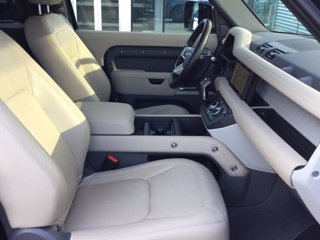 LAND ROVER Defender 90 3.0d i6 mhev x-dynamic se awd 200cv auto