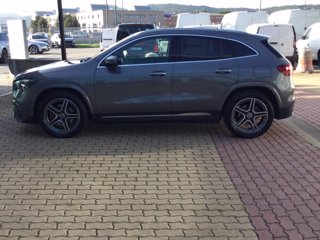 MERCEDES Gla 200 d amg line premium 4matic auto