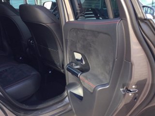 MERCEDES Gla 200 d amg line premium 4matic auto
