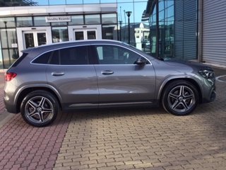 MERCEDES Gla 200 d amg line premium 4matic auto