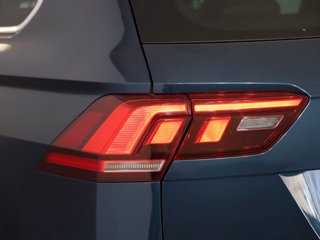 VOLKSWAGEN Tiguan 1.4 tsi eh r-line dsg