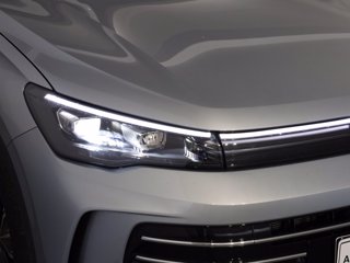 VOLKSWAGEN Tiguan 2.0 tdi elegance 150cv dsg