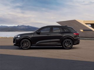 AUDI Q5 TDi 150 kW mHEV+ S tronic quattro S line edition
