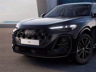 AUDI Q5 TDi 150 kW mHEV+ S tronic quattro S line edition