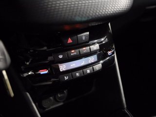 PEUGEOT 2008 1.2 puretech t gt line s&s 130cv my18