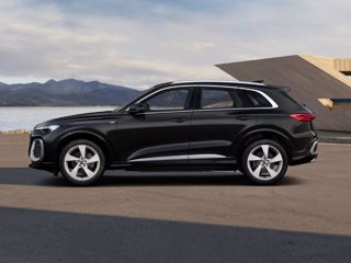 AUDI Q5 TDi 150 kW mHEV+ S tronic quattro S line edition