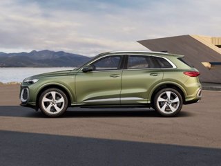 AUDI Q5 TDi 150 kW mHEV+ S tronic quattro S line edition