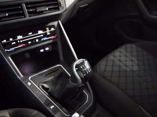 VOLKSWAGEN Taigo 1.0 tsi r-line 110cv