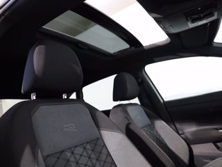 VOLKSWAGEN Taigo 1.0 tsi r-line 110cv