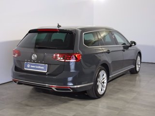 VOLKSWAGEN Passat variant 2.0 tdi executive 150cv dsg