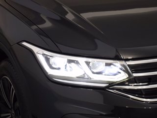 VOLKSWAGEN Tiguan 2.0 tdi elegance 150cv dsg