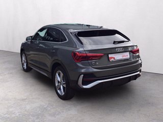 AUDI Q3 Sb TDI  2,0 L4110  A7