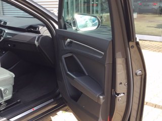 AUDI Q3 Sb TDI qu.2,0 L4142  A7