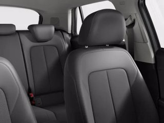 AUDI Q2 30 TDI S line Edition