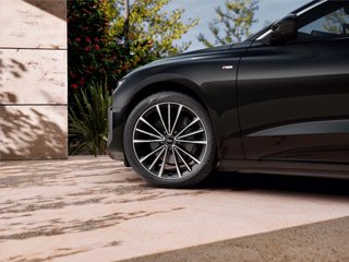 AUDI A6 e-tron Avant S line edition