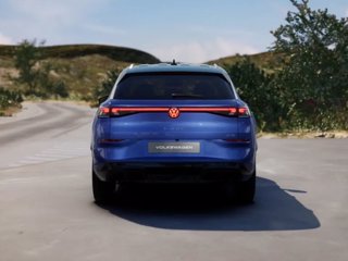 VOLKSWAGEN T-Roc 1.5 eTSI ACT 150 CV DSG R-Line