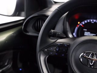 TOYOTA Aygo x 1.0 lounge 72cv