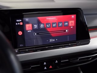 VOLKSWAGEN Golf 1.0 tsi evo life 110cv