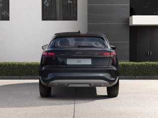 AUDI Q3 SPB e-hybrid 200 kW S tronic Business
