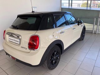 MINI Mini 1.5 cooper d 5p auto