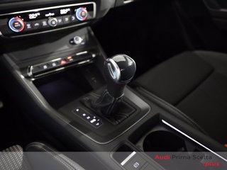 AUDI Q3 35 2.0 tdi s line edition s-tronic