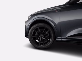 AUDI Q5 TDi 150 kW mHEV+ S tronic quattro S line edition