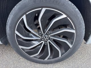 VOLKSWAGEN Golf 1.5 TGI DSG Life