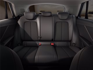 AUDI Q2 35 TDI S tronic Identity Black