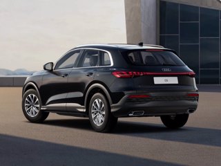 AUDI Q5 TDi 150 kW mHEV+ S tronic quattro Business