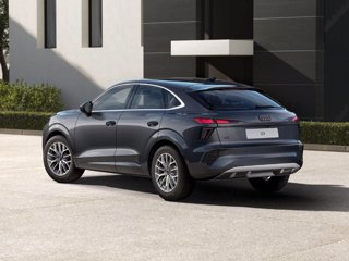 AUDI Q3 SPB TDI 110 kW S tronic Business Advanced