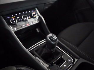 SKODA Karoq 1.0 tsi selection 115cv