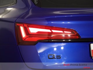 AUDI Q5 sportback 40 2.0 tdi mhev 12v s line quattro s-tronic