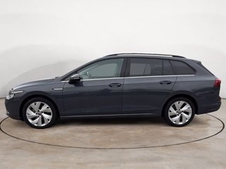 VOLKSWAGEN Golf Variant 1.5 TGI DSG Style