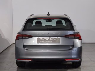 SKODA Octavia wagon 2.0 tdi executive 150cv dsg