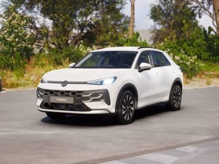 VOLKSWAGEN T-Roc 1.5 eTSI ACT DSG Life