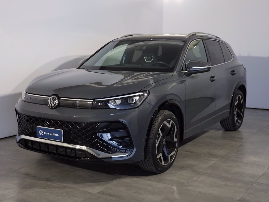 VOLKSWAGEN Tiguan 2.0 tdi r-line 150cv dsg