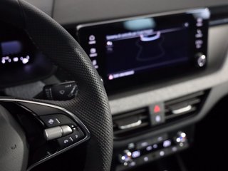 SKODA Kamiq 1.0 tsi black dots 115cv