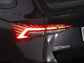 SKODA Octavia wagon 2.0 tdi executive 150cv dsg