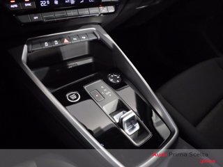 AUDI A3 sportback 40 2.0 tdi business advanced quattro s-tronic