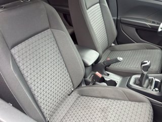 VOLKSWAGEN T-Cross 1.0 TSI 115 CV R-Line