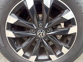 VOLKSWAGEN T-Cross 1.0 TSI 115 CV R-Line