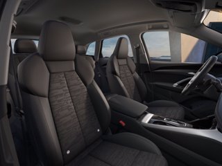 AUDI Q5 TDi 150 kW mHEV+ S tronic quattro S line edition