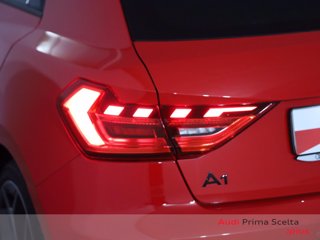 AUDI A1 sportback 30 1.0 tfsi identity black 116cv s-tronic