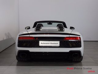 AUDI R8 spyder 5.2 v10 performance quattro 620cv s tronic