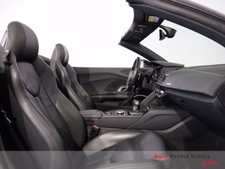 AUDI R8 spyder 5.2 v10 performance quattro 620cv s tronic