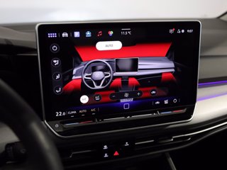 VOLKSWAGEN Golf 1.5 tsi life 150cv