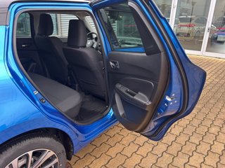 SUZUKI Swift 1.2h top 2wd cvt